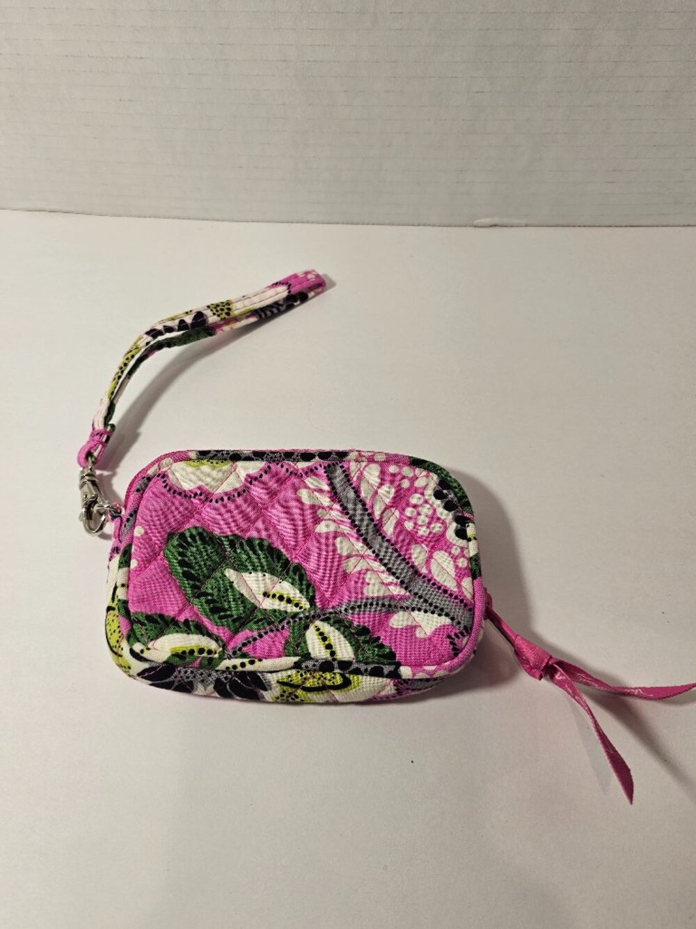 NWOT Vera Bradley Tech Case Priscilla Pink Wallet Wristlet Clutch Bag Purse Tote